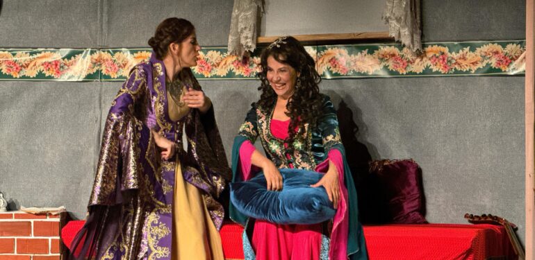 7 Kocalı Hürmüz’ sahnede