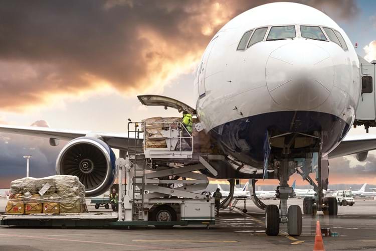 Alman Posta İdaresi iç hat uçuşlarını kullanmayı bıraktı