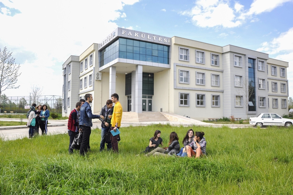 Ondokuz Mayıs Üniversitesi , Karadeniz’in en özel şehrinde”
