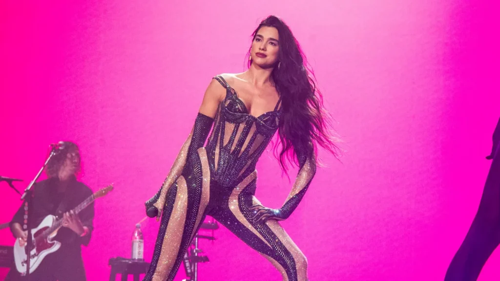 Dua Lipa, Hamburg ve Münih'te konser verecek