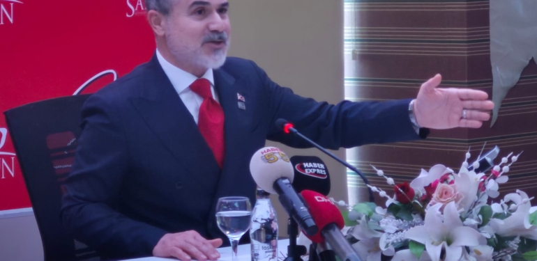Yeniden Refah Partisi Genel Başkan Yardımcıs Suat Kılıç,                     “YANGINDAN BAKAN DA BAŞKAN DA SORUMLU, İKİSİ DE İSTİFA ETMELİ”