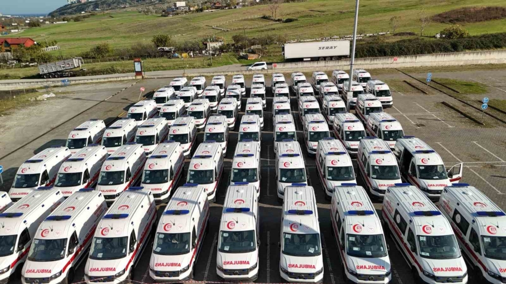 Büyükşehir Belediyesi’nden Samsun’a 100 Yeni Ambulans