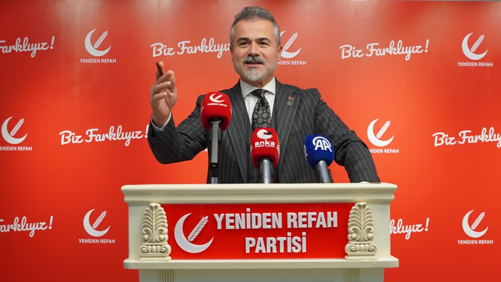 Suat Kılıç: “Siyasette Vekil Transferleri Toplumsal Güveni Zedeliyor”