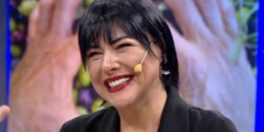 BETİGÜL CEYLAN: “GELİN, BENİM İÇSEL VE DIŞSAL YOLCULUĞUMUN EN GÜÇLÜ DURAKLARINDAN BİRİ”