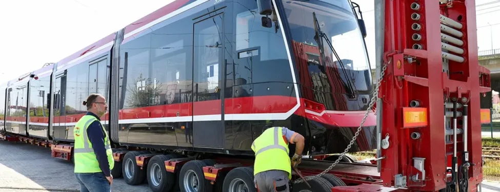 42 Metrelik Dev Tramvay Raylarla Buluştu: Samsun’da Yeni Dönem Başlıyor